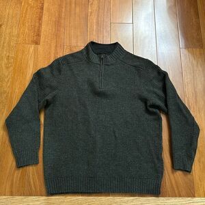 Pendleton men’s Shetland washable wool quarter zip sweater with suede collar  L